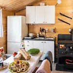 Nad Jeziorem Strykowskim Holiday home *