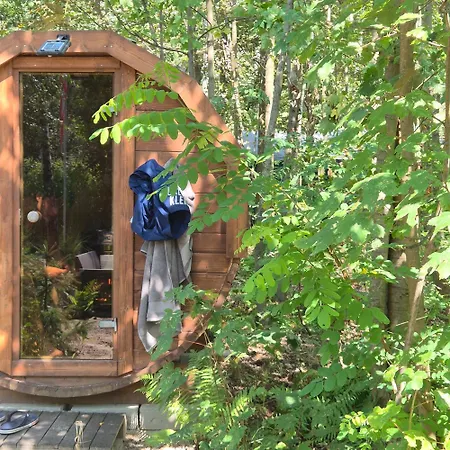 Nad Jeziorem Strykowskim