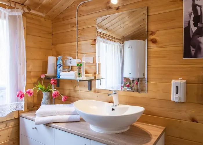 Nad Jeziorem Strykowskim