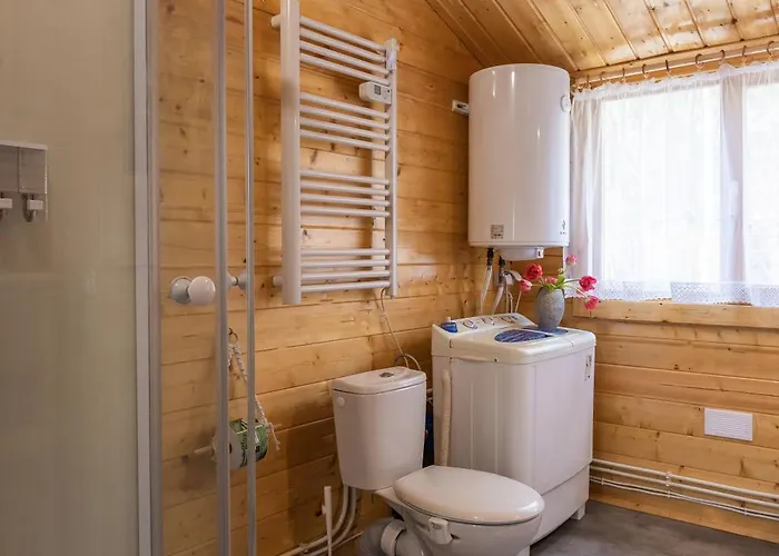 Holiday home Nad Jeziorem Strykowskim