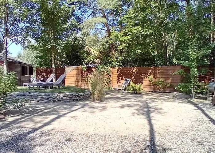 Nad Jeziorem Strykowskim