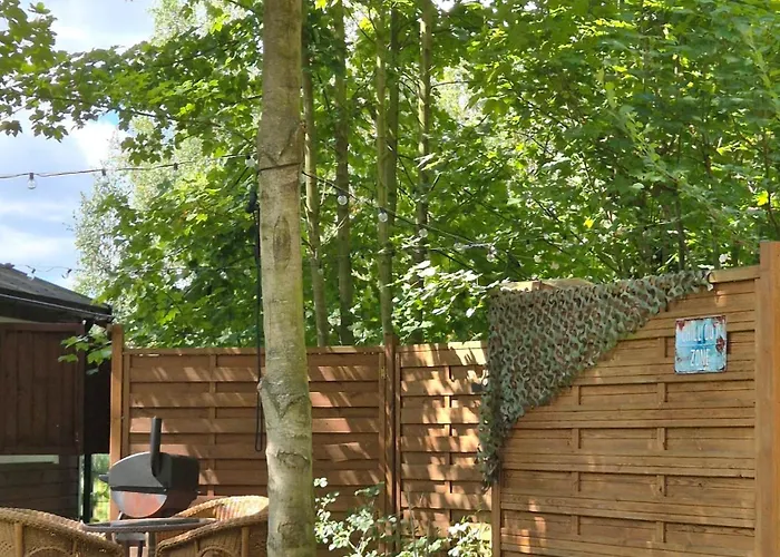 Semesterbostad Nad Jeziorem Strykowskim